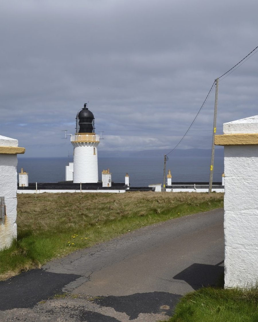 Leuchtturm von Dunnet Head am nördlichsten Punkt Schottlands
