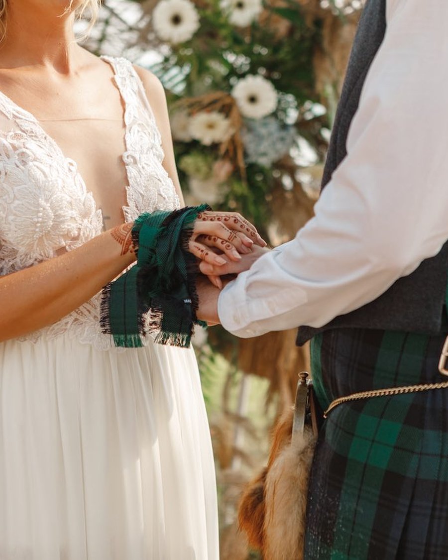 Vorschau: Handfasting bei einer freien Feier