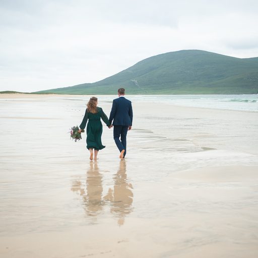 Nicola und Niklas bei ihrer Hochzeit in Scarista House Isle of Harris